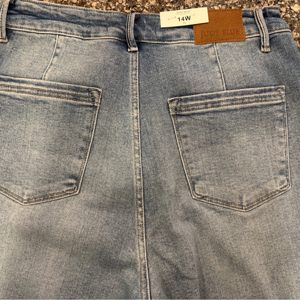 Judy Blue High Waist Ankle LENGTH NWT 14W Smoke Free Home